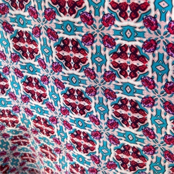 SUNDANCE SILK MIXED PRINT SS TUNIC TOP SIZE SMALL EUC - Picture 5 of 6